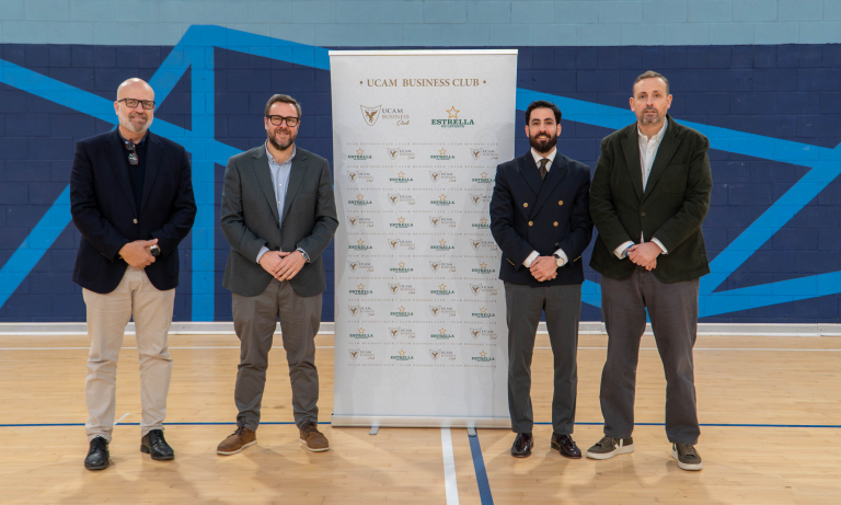 UCAM y Estrella de Leevante