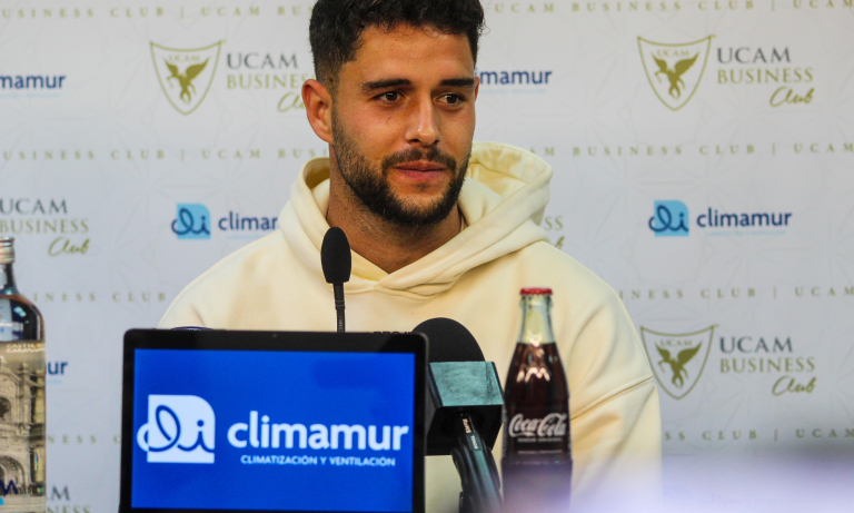 Aitor Puñal durante la rueda de prensa