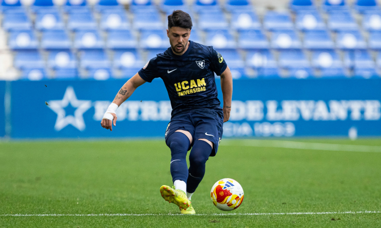 Alvarito jugando en el Estadio Heredia 21 La Condomina