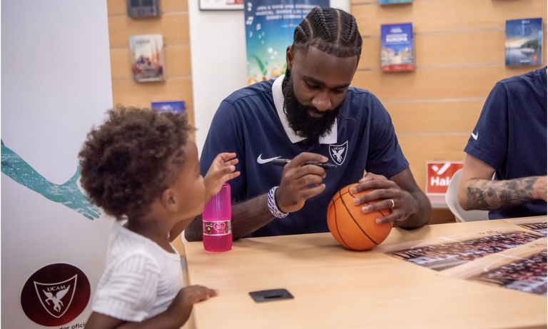 Firma de autógrafos