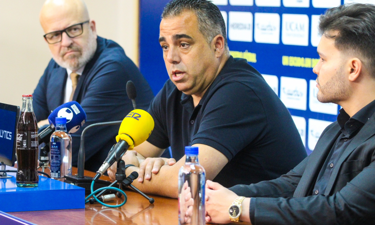 Germán Crespo durante la rueda de prensa previa al UCAM Murcia CF - Real Jaén