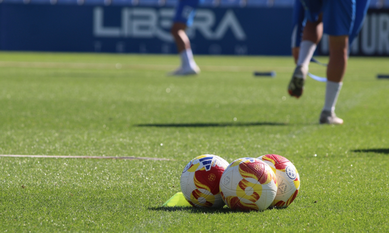 Entrenamiento del primer equipo en el Estadio Heredia 21 La Condomina