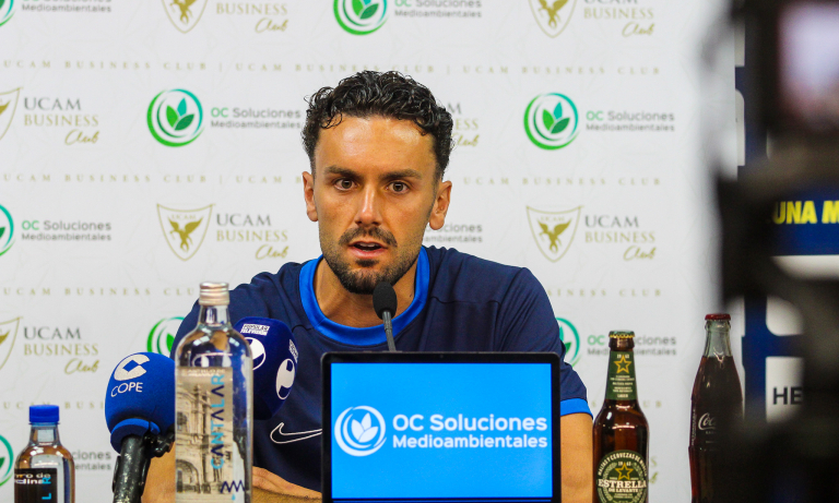 Alberto López - Presentación - UCAM Murcia CF