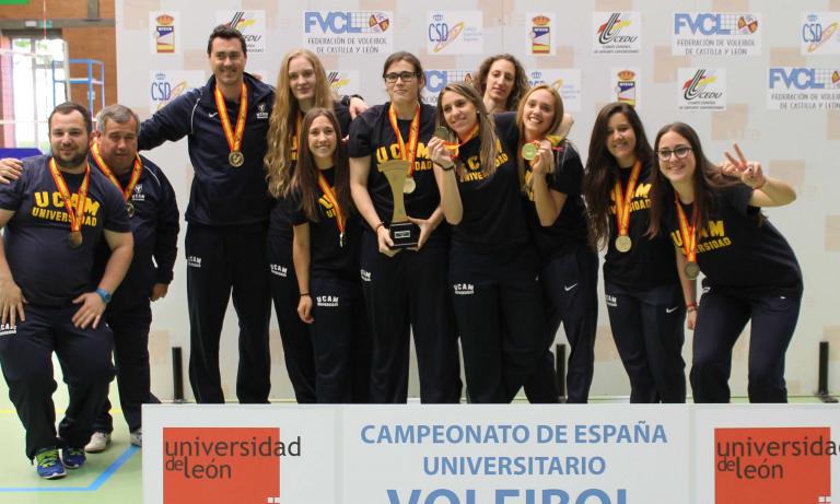 Oro y plata para la UCAM en el CEU de voleibol y bronce en fútbol sala